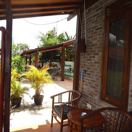 Alamanda Family Villas, Pool & Local Tours Yogyakarta Kültér fotó