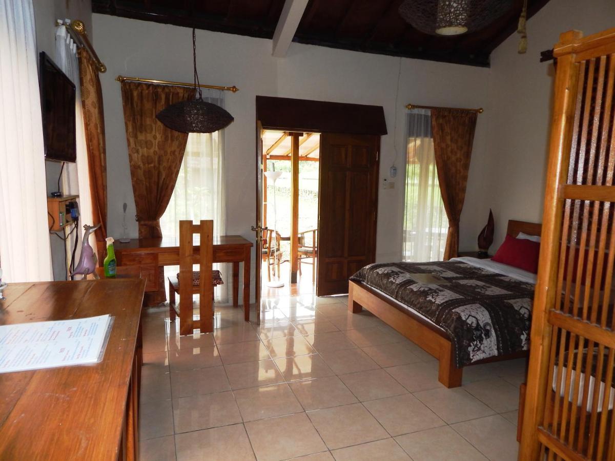 Alamanda Family Villas, Pool & Local Tours Yogyakarta Kültér fotó