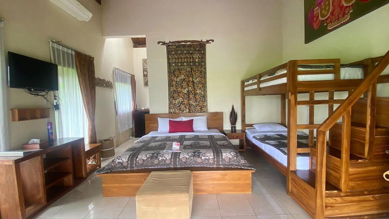 Alamanda Family Villas, Pool & Local Tours Yogyakarta Kültér fotó