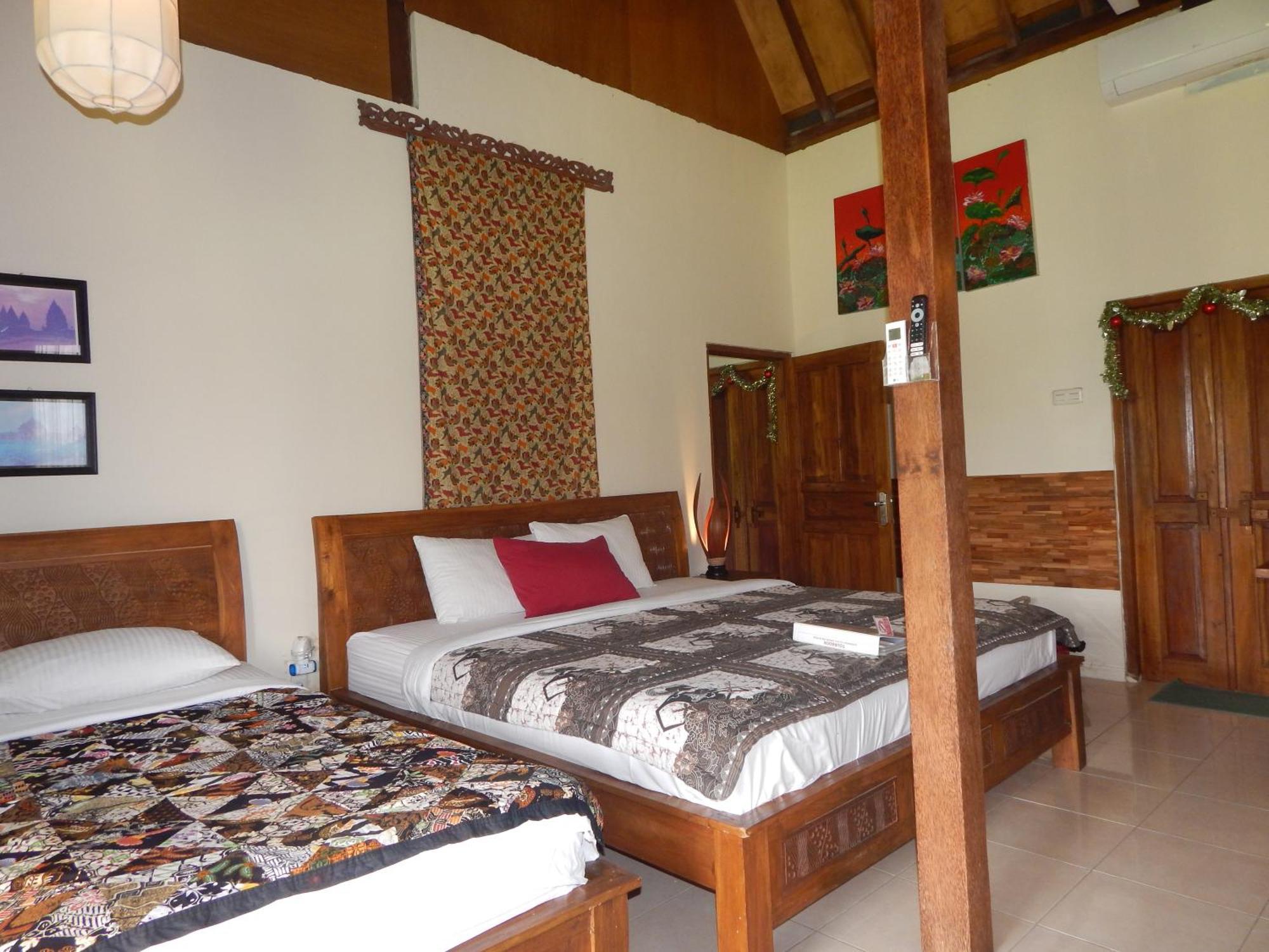 Alamanda Family Villas, Pool & Local Tours Yogyakarta Kültér fotó
