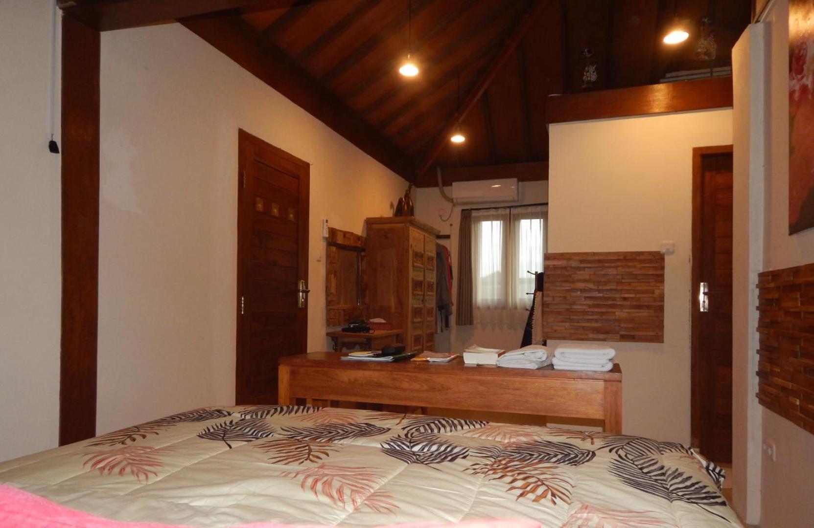 Alamanda Family Villas, Pool & Local Tours Yogyakarta Kültér fotó