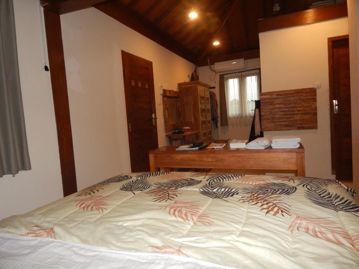 Alamanda Family Villas, Pool & Local Tours Yogyakarta Kültér fotó