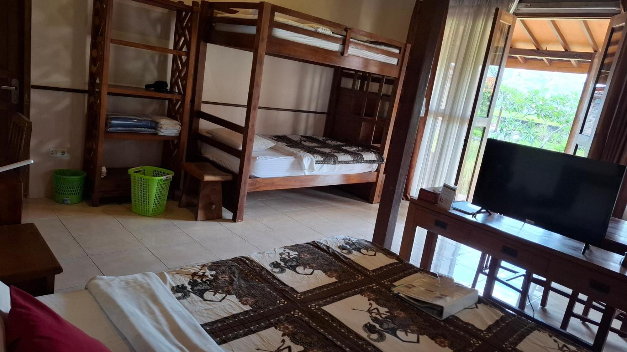 Alamanda Family Villas, Pool & Local Tours Yogyakarta Kültér fotó